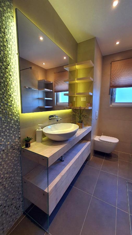 Beautiful View Apartment With Garage Space Mali Lošinj Eksteriør bilde