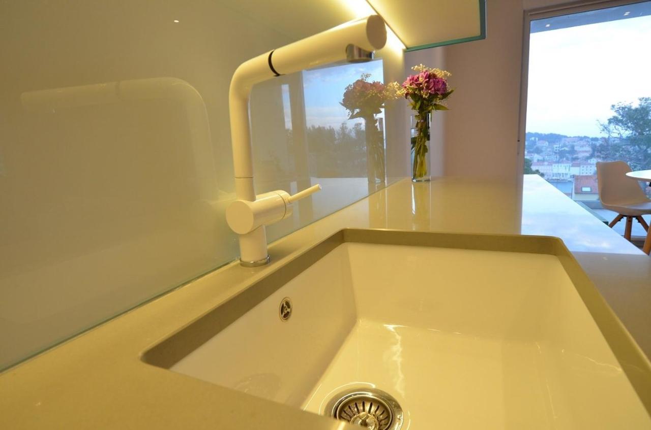 Beautiful View Apartment With Garage Space Mali Lošinj Eksteriør bilde