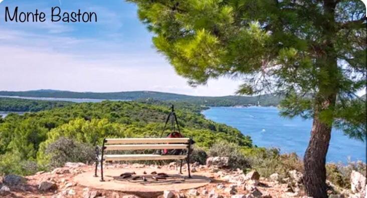 Beautiful View Apartment With Garage Space Mali Lošinj Eksteriør bilde