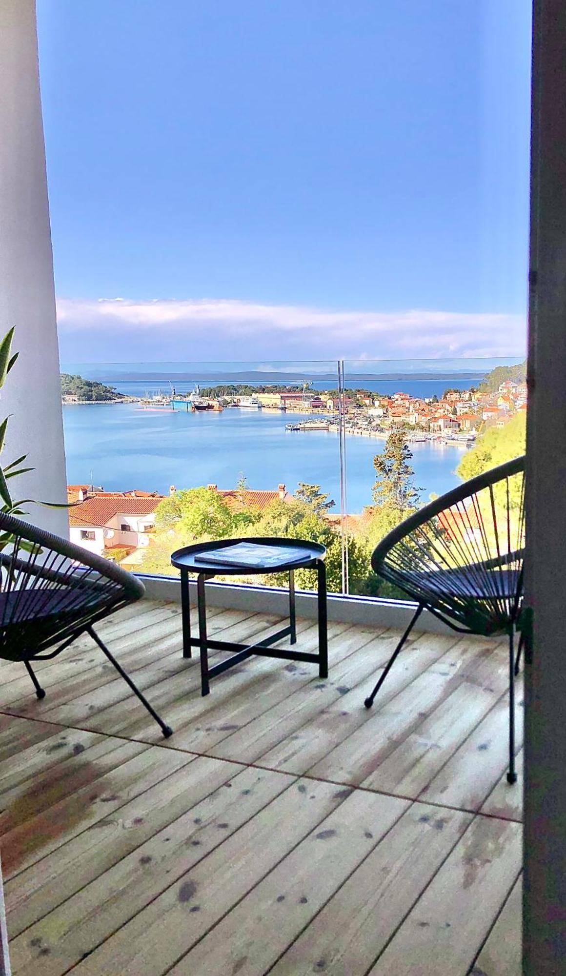 Beautiful View Apartment With Garage Space Mali Lošinj Eksteriør bilde